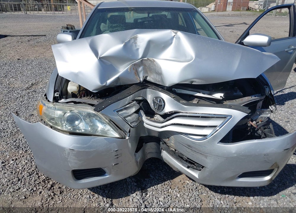 2010 TOYOTA CAMRY LE VIN: 4T1BF3EK0AU033833
