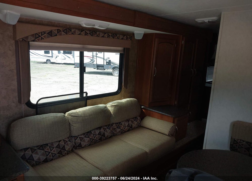 2014 FOREST RIVER FREEDOM EXPRESS 246R VIN: 5ZT2FEPB3EA011747