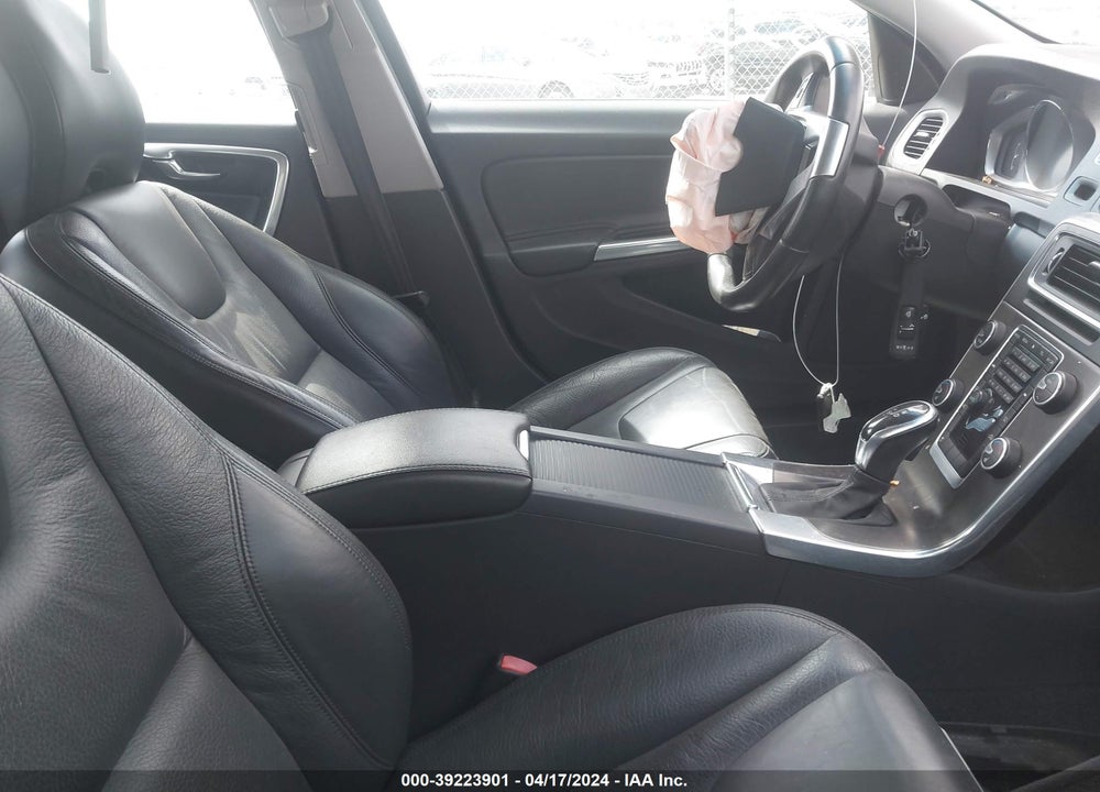 2014 VOLVO S60 VIN: YV1612FSXE1288777
