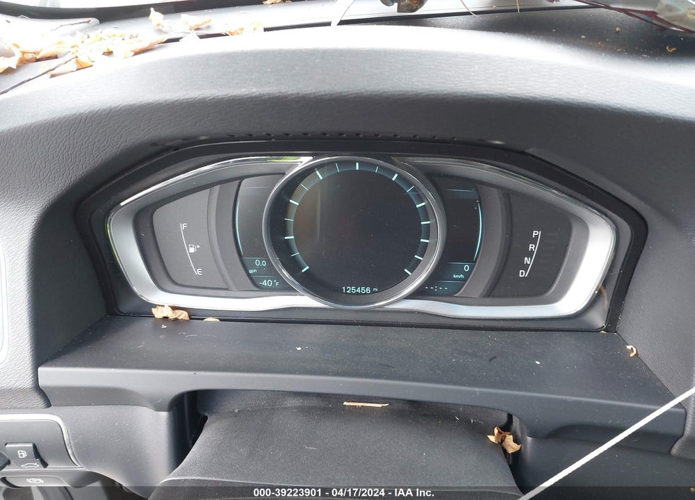 2014 VOLVO S60 VIN: YV1612FSXE1288777