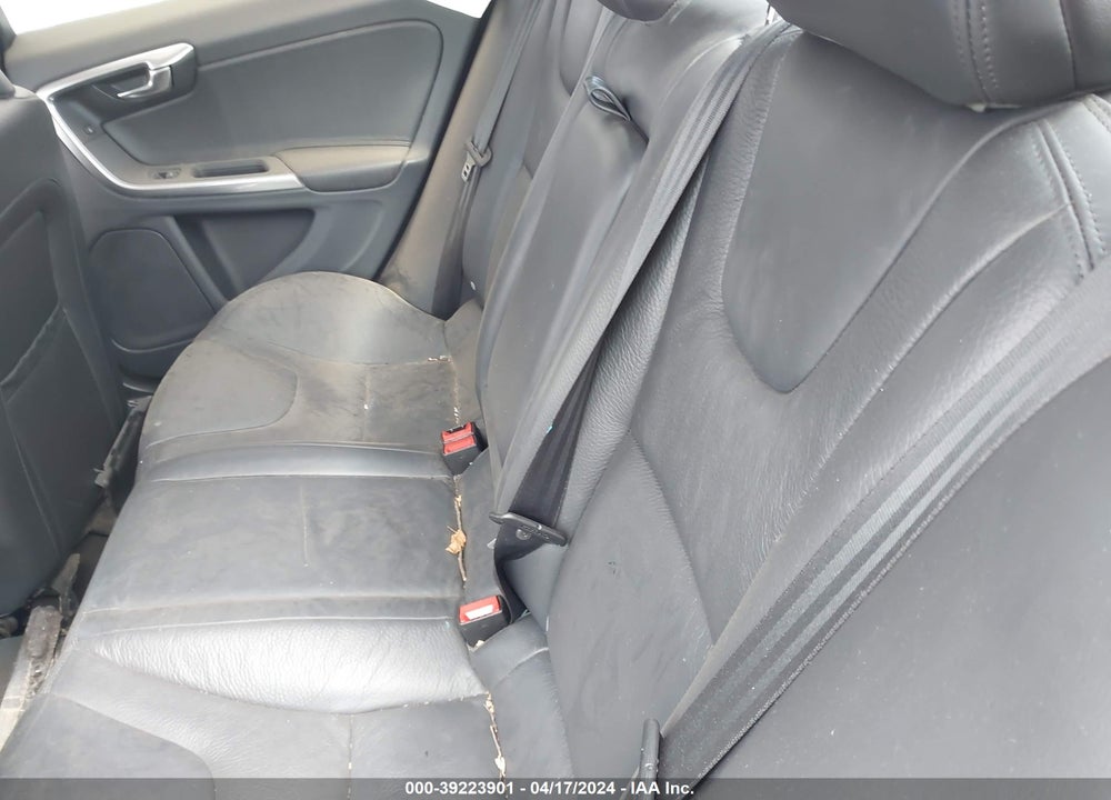 2014 VOLVO S60 VIN: YV1612FSXE1288777