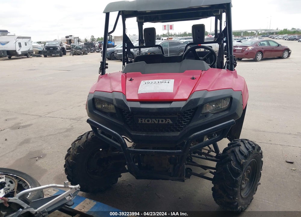 2016 HONDA SXS700 M4 VIN: 1HFVE0203G4202697
