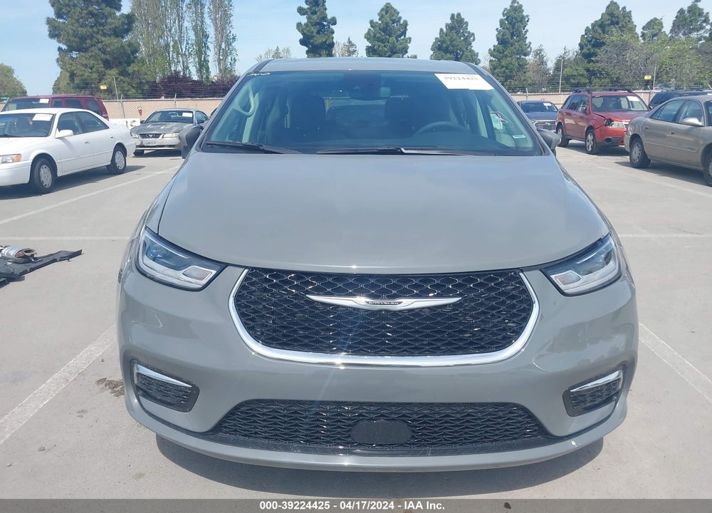 2023 CHRYSLER PACIFICA TOURING L VIN: 2C4RC1BG6PR571412