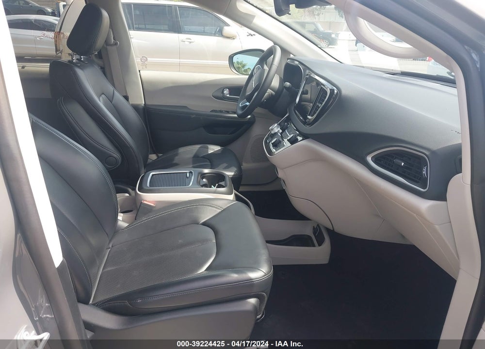 2023 CHRYSLER PACIFICA TOURING L VIN: 2C4RC1BG6PR571412
