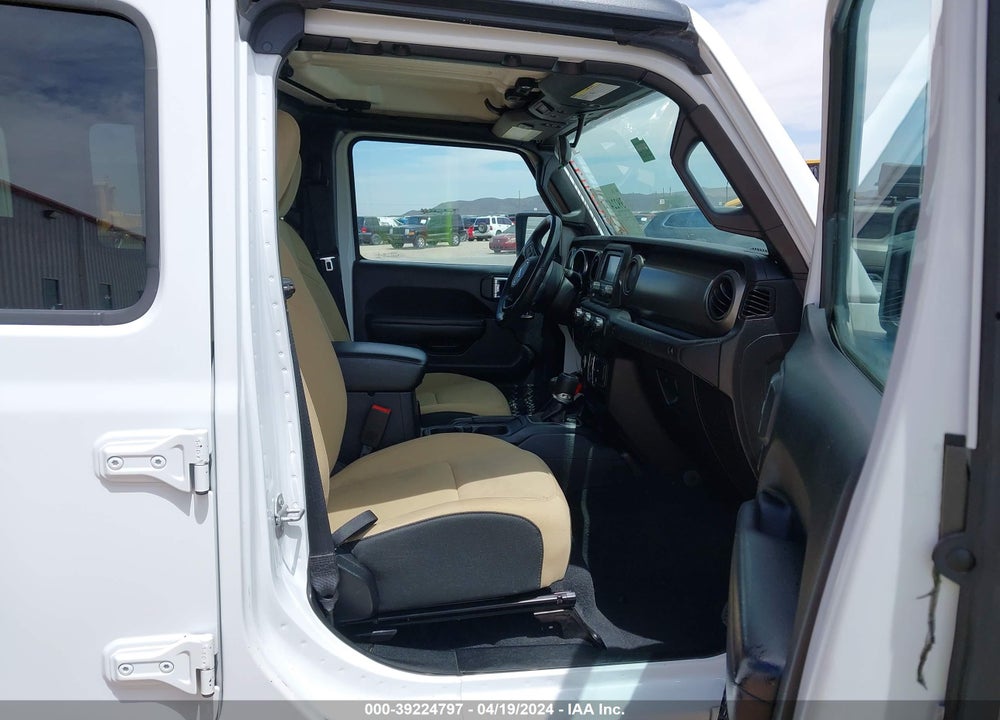 2018 JEEP WRANGLER UNLIMITED SPORT S 4X4 VIN: 1C4HJXDG9JW178391