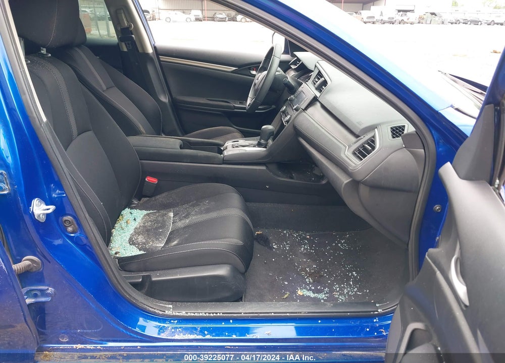 2021 HONDA CIVIC LX VIN: 2HGFC2F6XMH517639