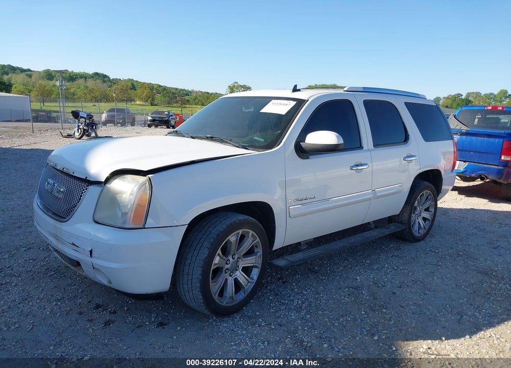 2008 GMC YUKON DENALI VIN: 1GKFK63878J149878