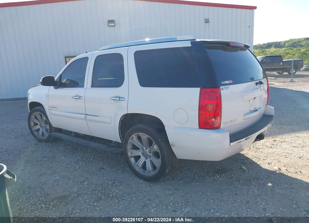 2008 GMC YUKON DENALI VIN: 1GKFK63878J149878