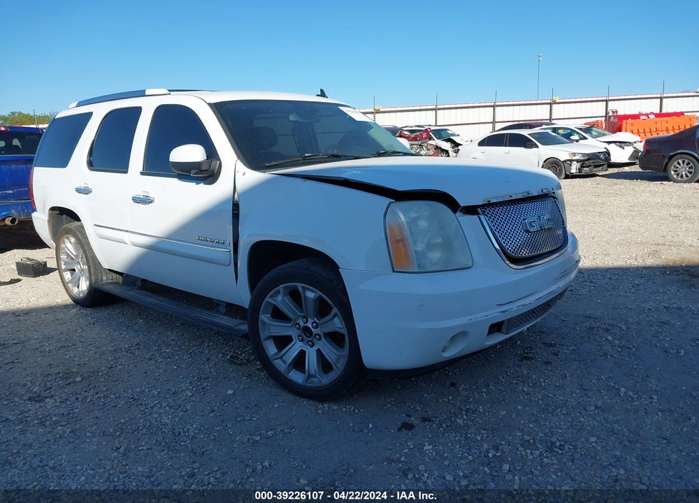 2008 GMC YUKON DENALI VIN: 1GKFK63878J149878
