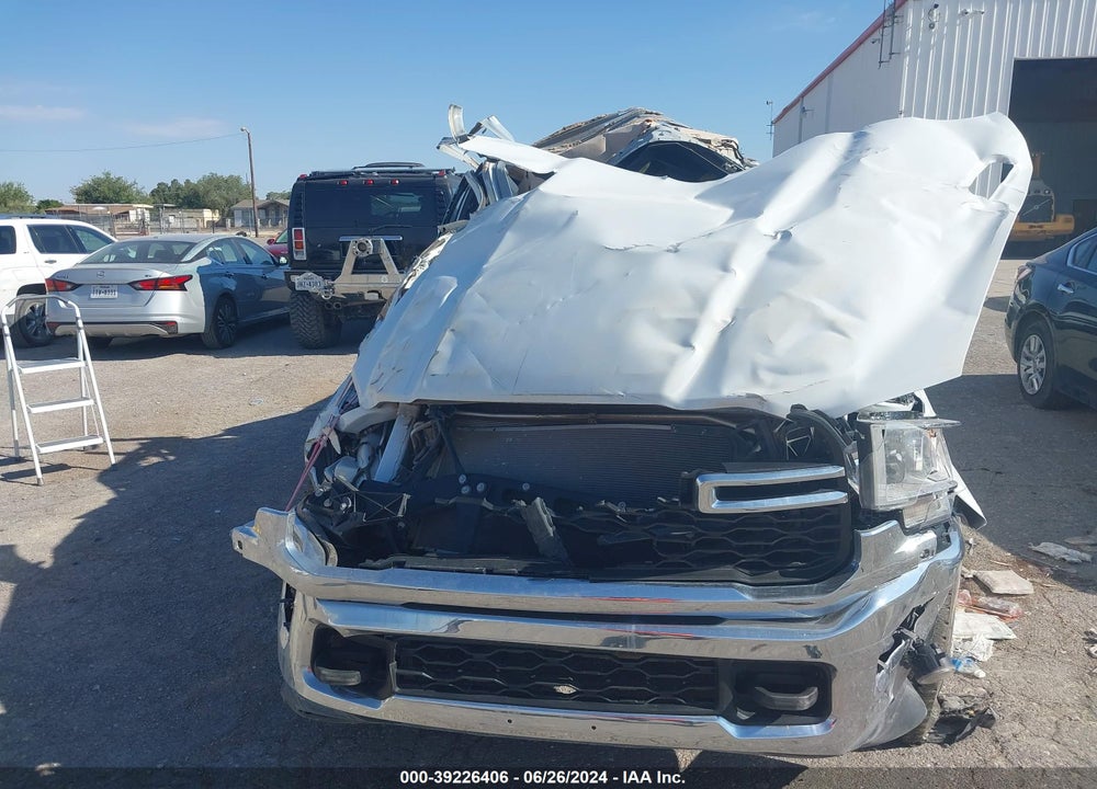 2023 RAM 2500 TRADESMAN 4X4 8' BOX VIN: 3C7WR5HJXPG567769
