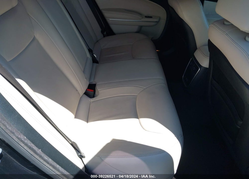 2016 CHRYSLER 300 LIMITED VIN: 2C3CCAAG9GH343857