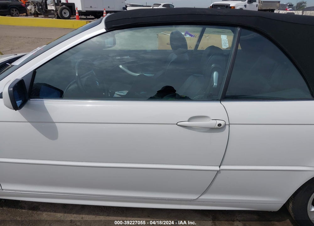 2004 BMW 325CI VIN: WBABW33494PG98323