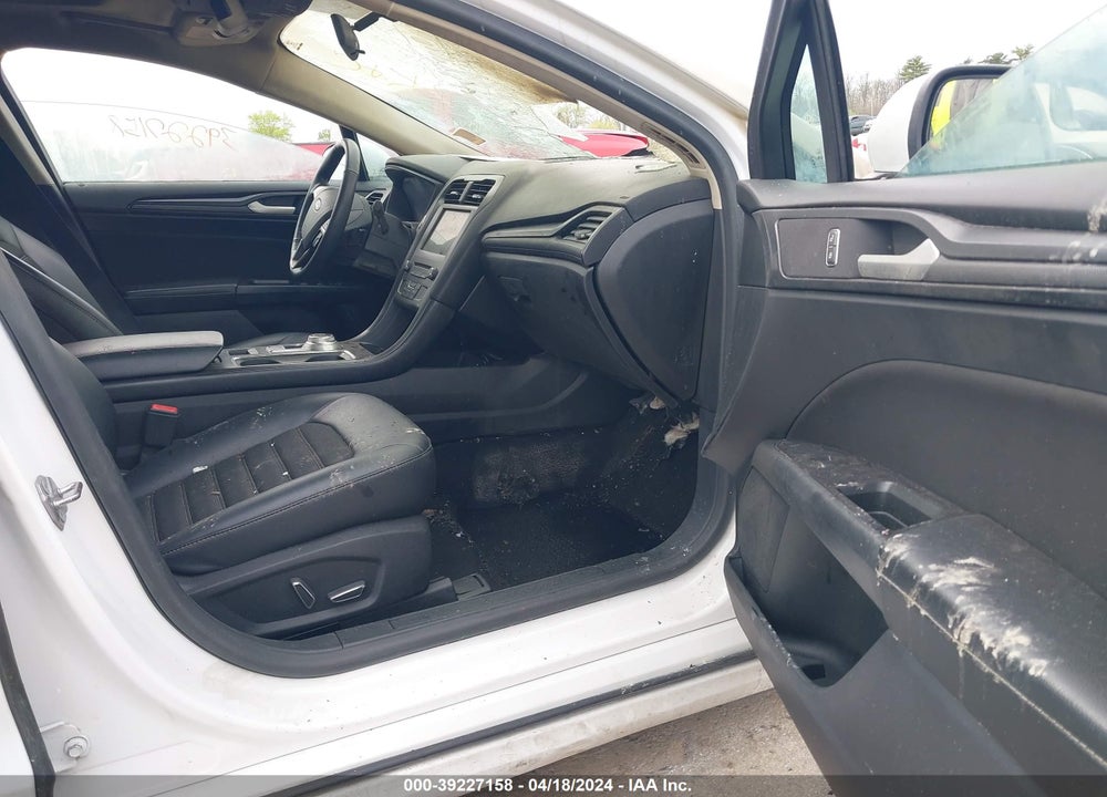 2018 FORD FUSION SE VIN: 3FA6P0H90JR119683