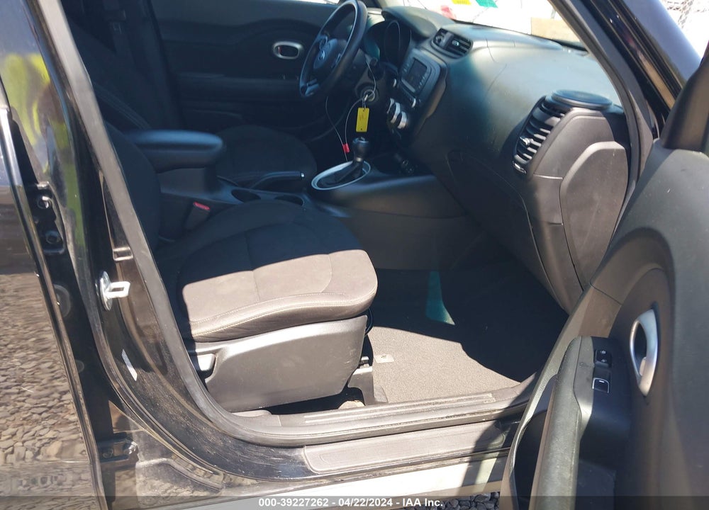 2018 KIA SOUL VIN: KNDJN2A20J7590078