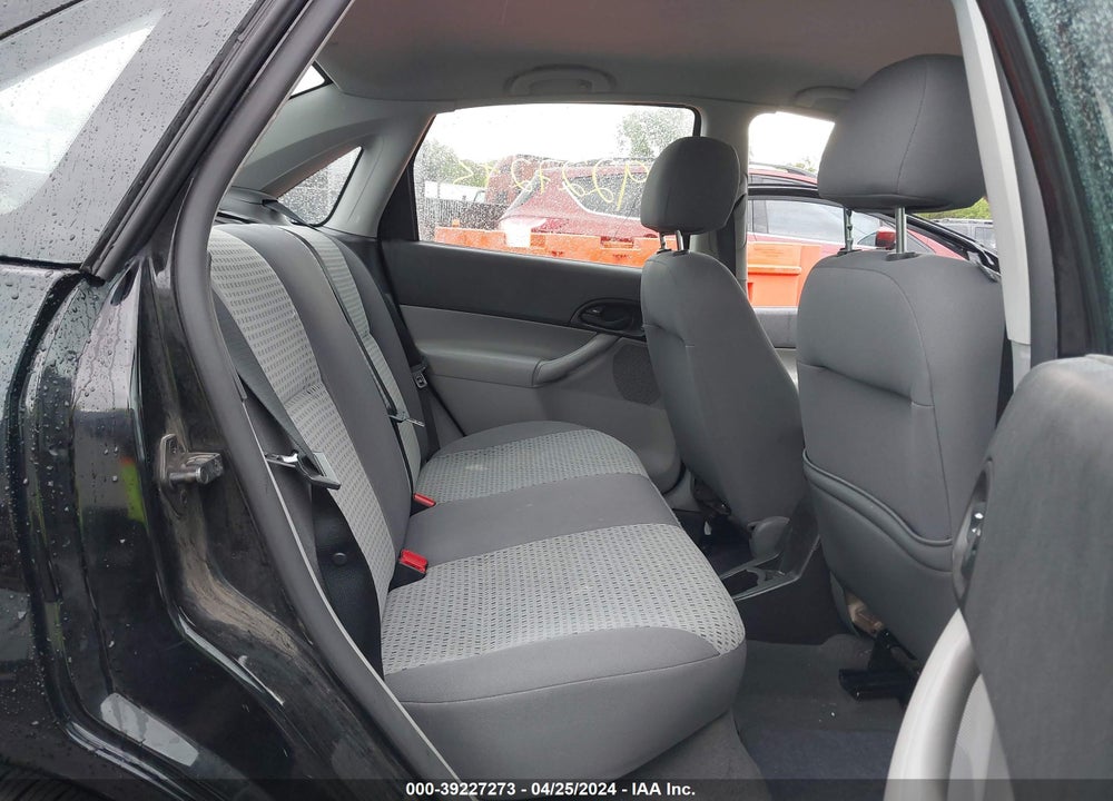 2006 FORD FOCUS ZX4 VIN: 1FAHP34N16W119192