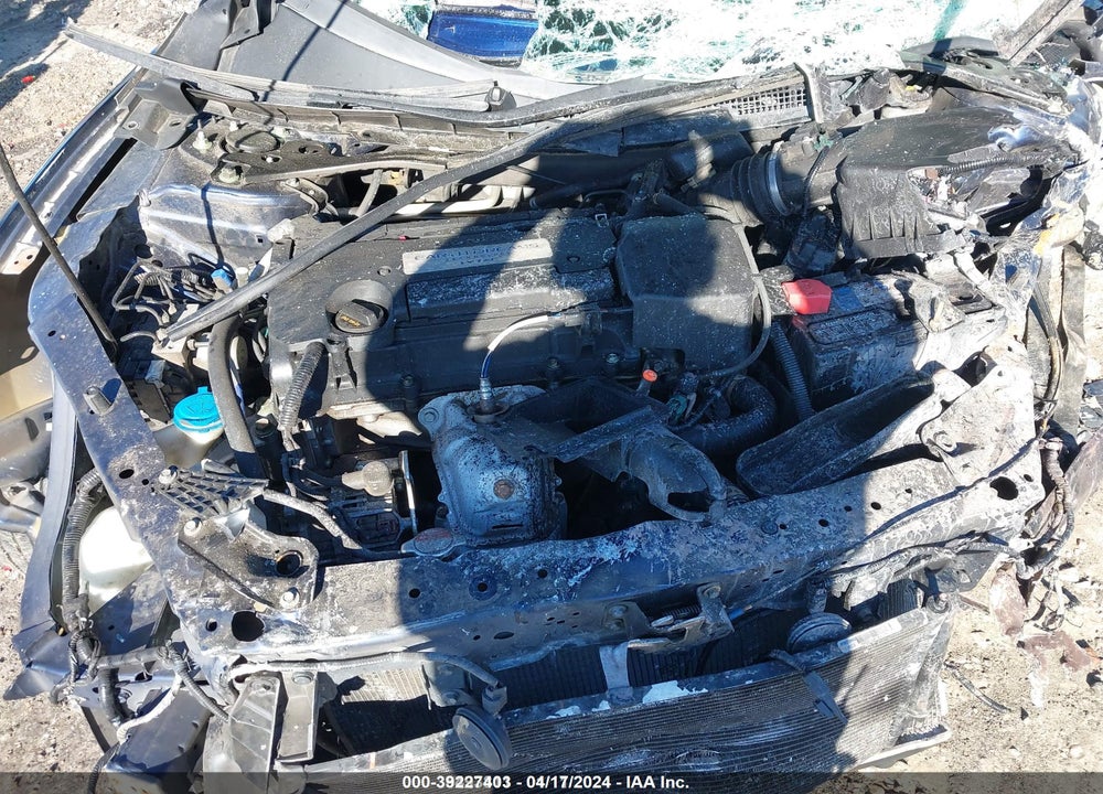 2015 HONDA ACCORD VIN: 1HGCR2F50FA273378