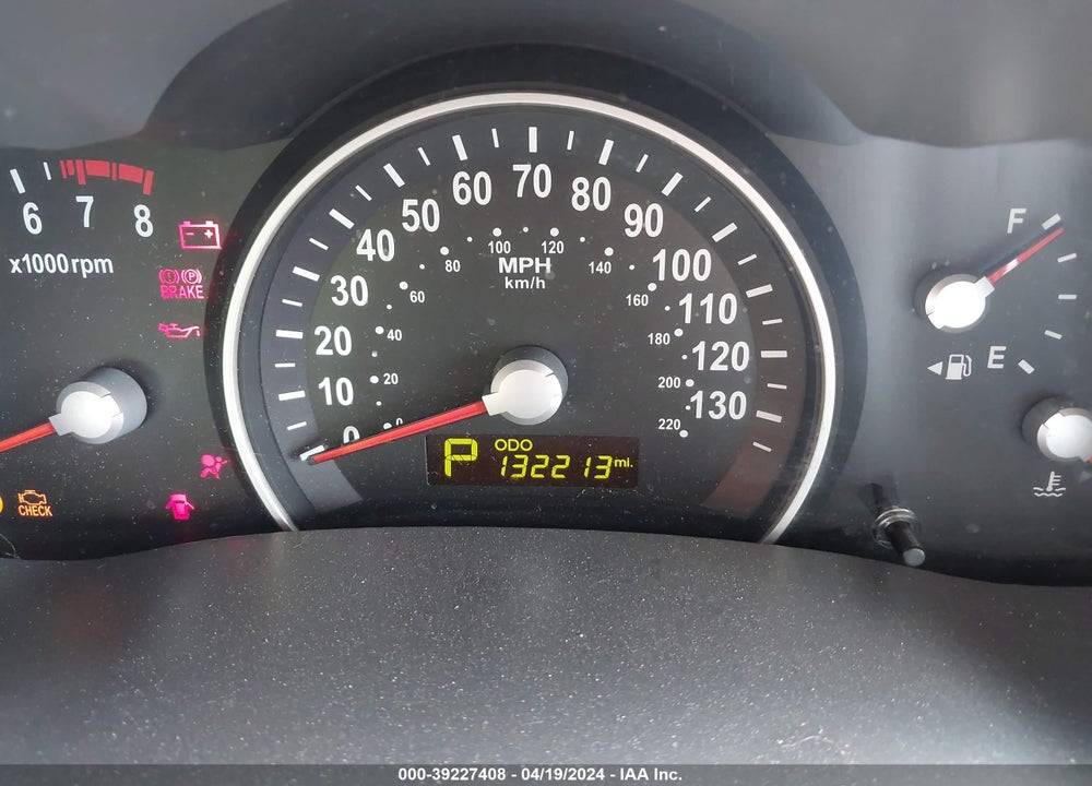 2012 KIA SEDONA LX VIN: KNDMG4C74C6493647