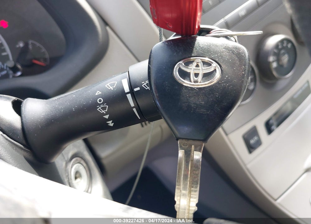 2011 TOYOTA COROLLA LE VIN: 2T1BU4EE9BC703582