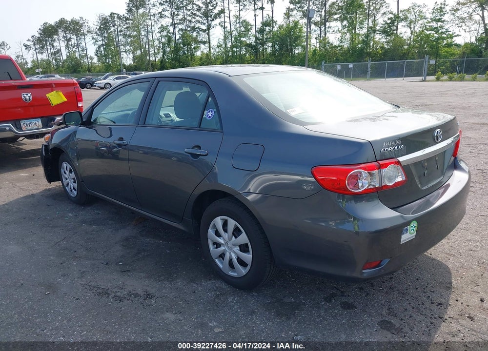 2011 TOYOTA COROLLA LE VIN: 2T1BU4EE9BC703582