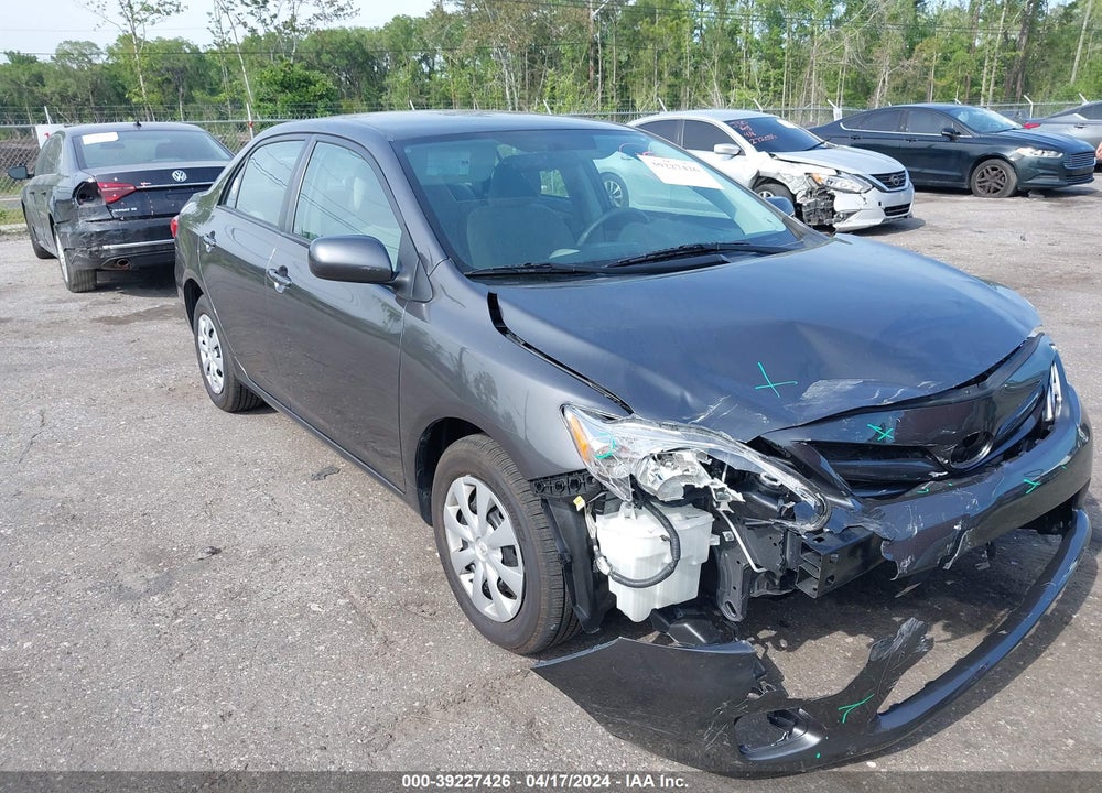 2011 TOYOTA COROLLA LE VIN: 2T1BU4EE9BC703582