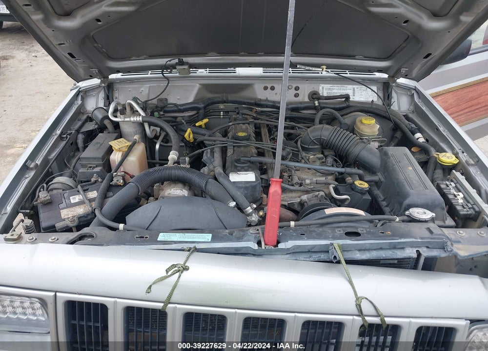 2001 JEEP CHEROKEE SPORT VIN: 1J4FF48S31L579467