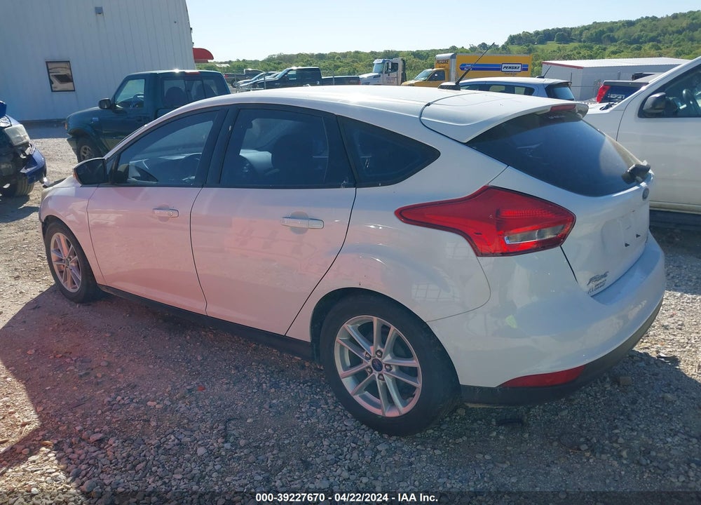 2016 FORD FOCUS SE VIN: 1FADP3K21GL253078
