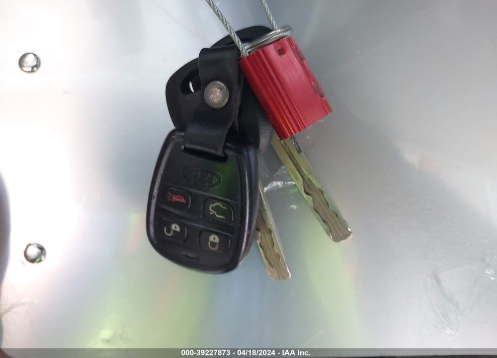 2004 KIA AMANTI VIN: KNALD124945021474