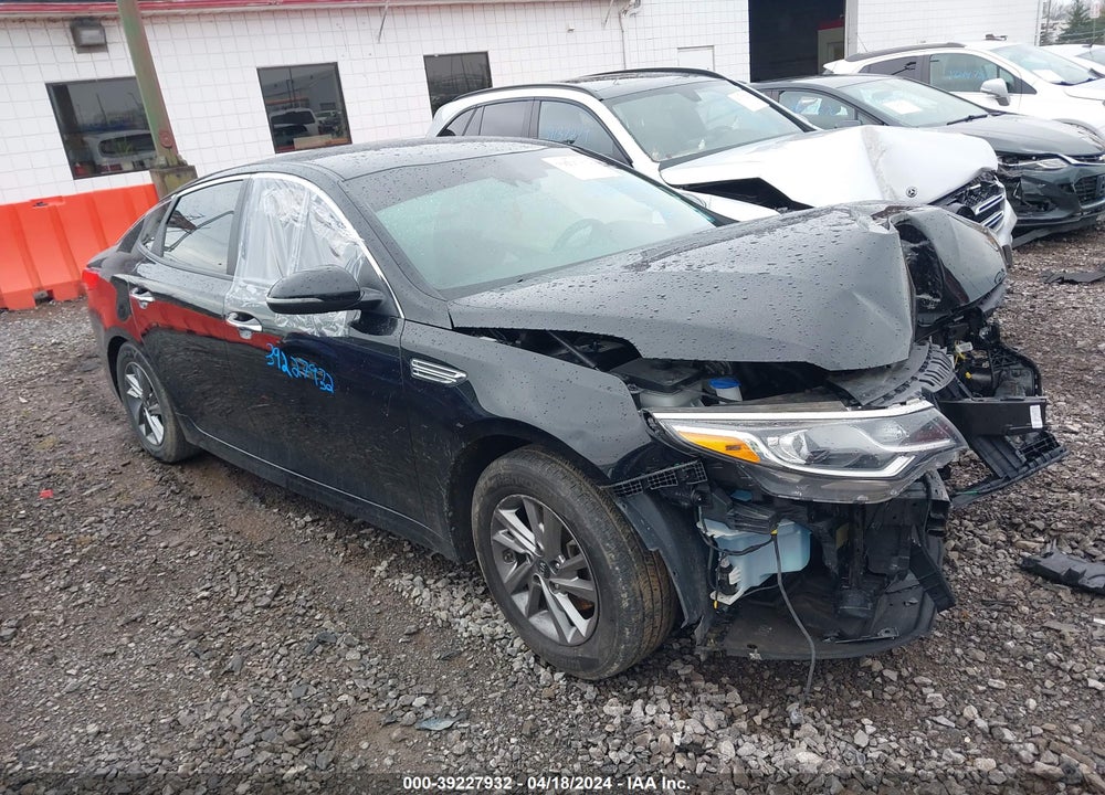 2019 KIA OPTIMA LX VIN: 5XXGT4L39KG309518
