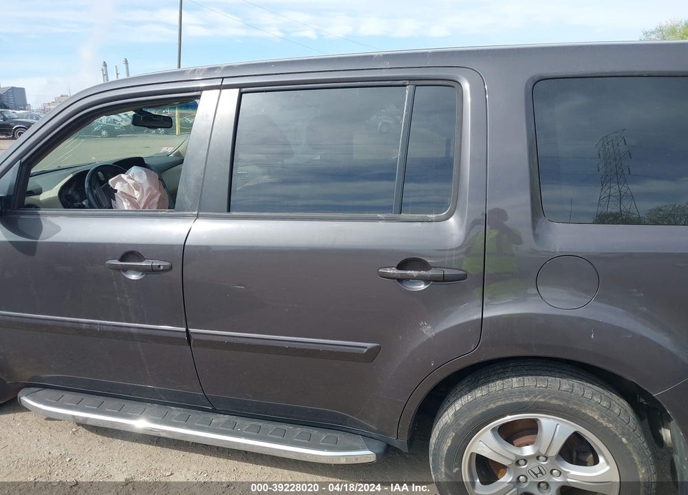 2013 HONDA PILOT EX-L VIN: 5FNYF4H6XDB077886