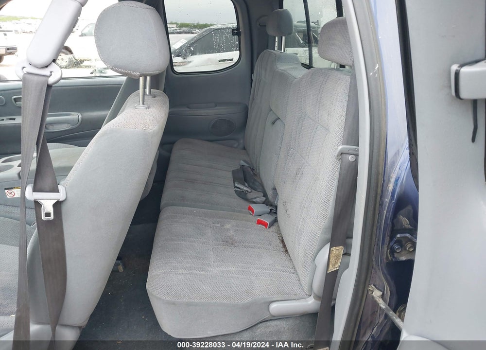 2002 TOYOTA TUNDRA SR5 V8 VIN: 5TBBT44192S232163