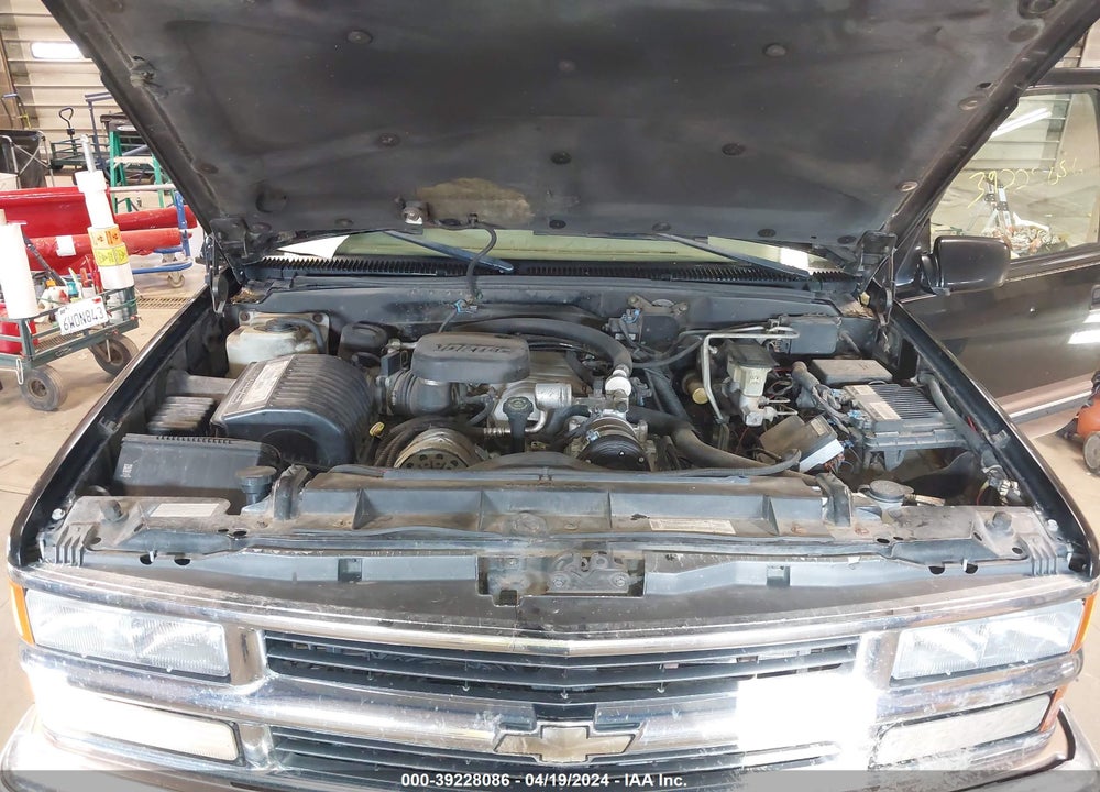 1998 CHEVROLET K2500 FLEETSIDE VIN: 1GCGK29J1WE179385