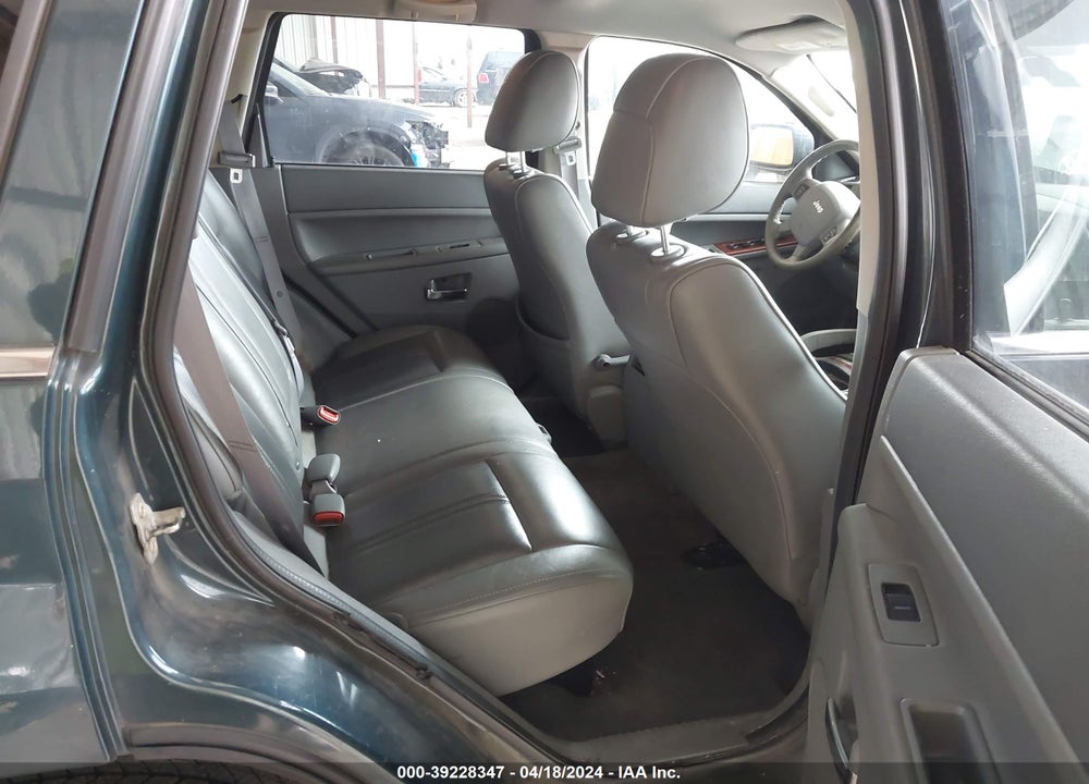 2005 JEEP GRAND CHEROKEE LIMITED VIN: 1J4HR58N65C548526