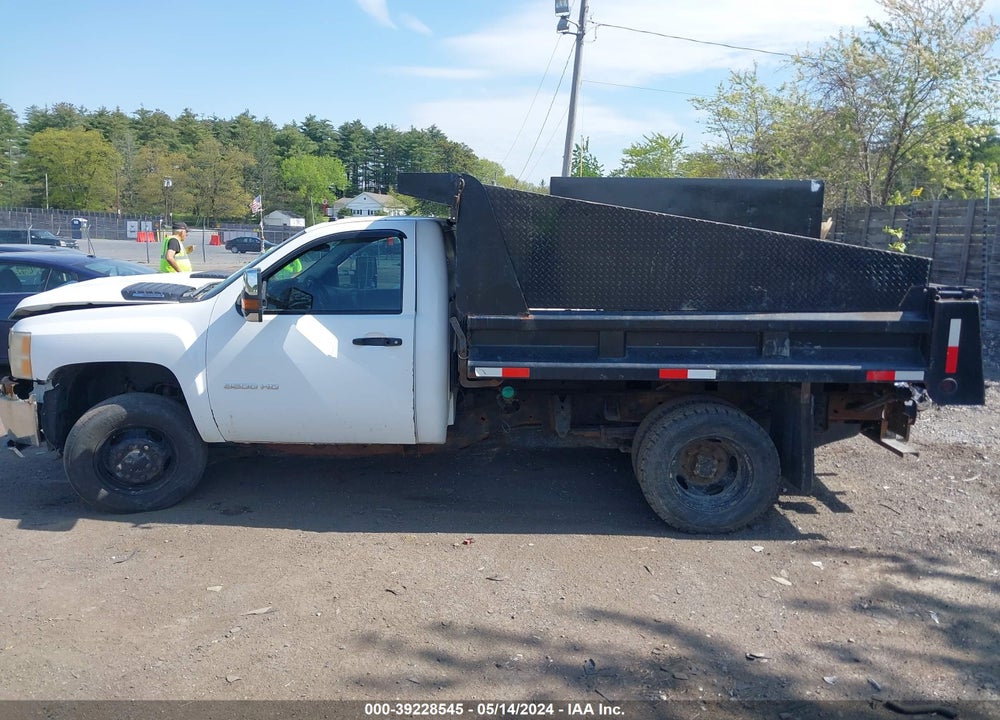2013 CHEVROLET SILVERADO 3500HD CHASSIS WORK TRUCK VIN: 1GB3KZC86DF218089