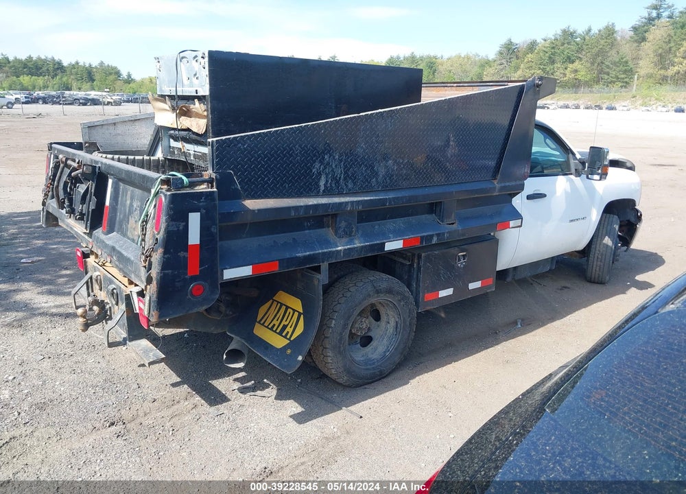2013 CHEVROLET SILVERADO 3500HD CHASSIS WORK TRUCK VIN: 1GB3KZC86DF218089