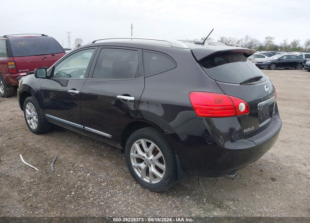 2013 NISSAN ROGUE SV W/SL PKG VIN: JN8AS5MV7DW107605