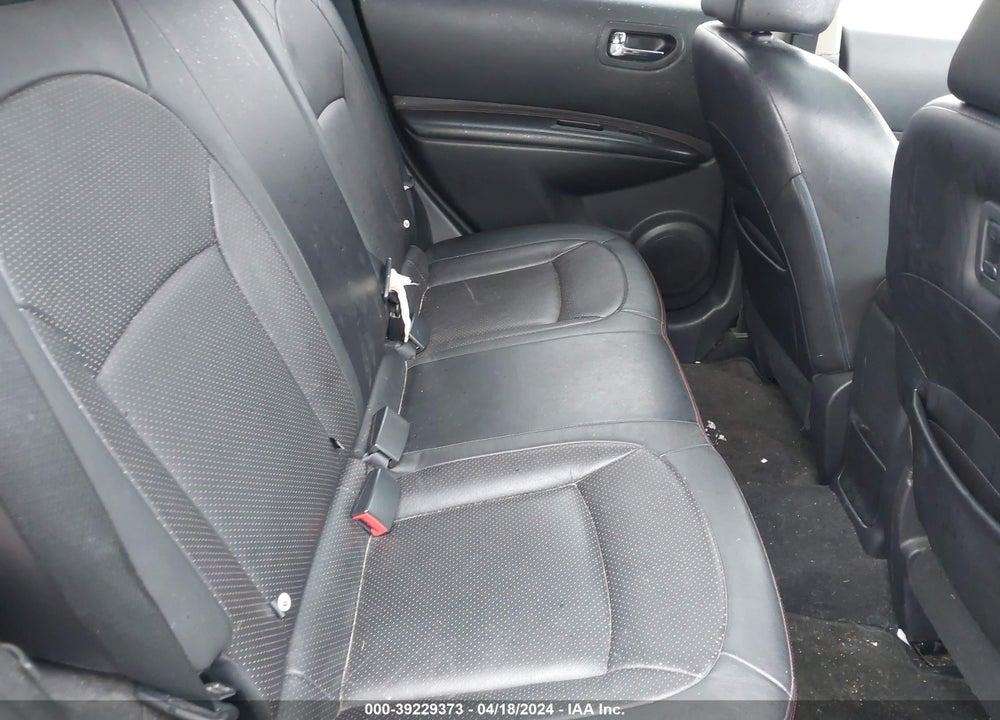2013 NISSAN ROGUE SV W/SL PKG VIN: JN8AS5MV7DW107605