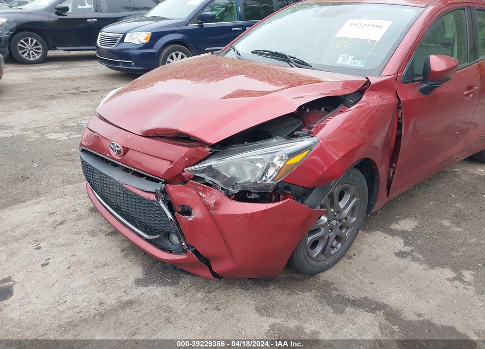 2020 TOYOTA YARIS LE VIN: 3MYDLBJV4LY702414