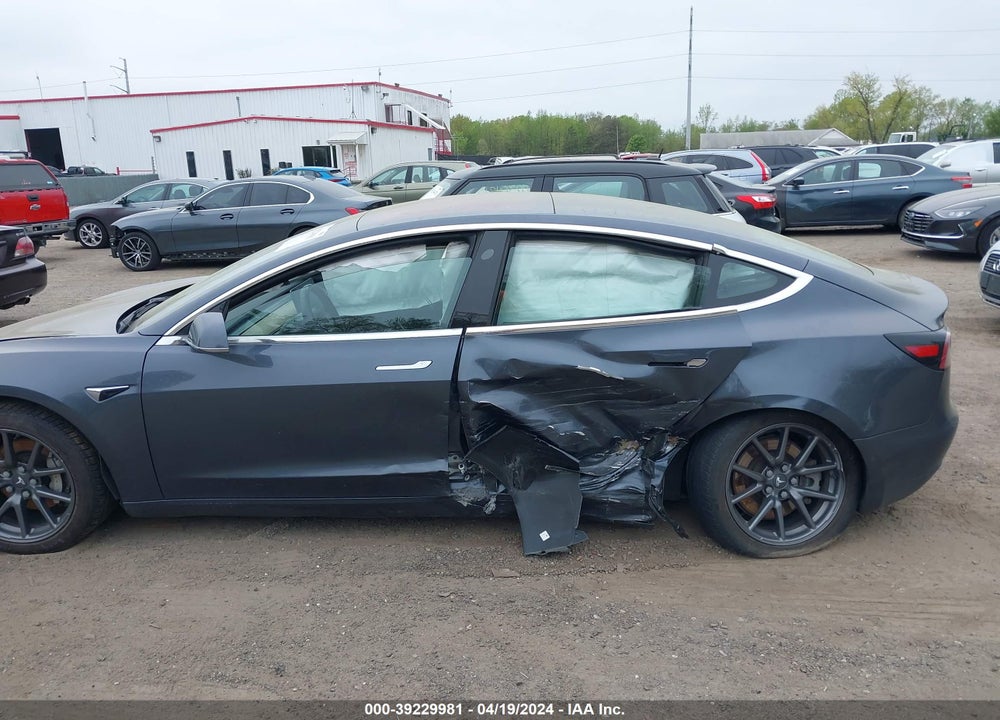 2018 TESLA MODEL 3 LONG RANGE/PERFORMANCE VIN: 5YJ3E1EB7JF066143