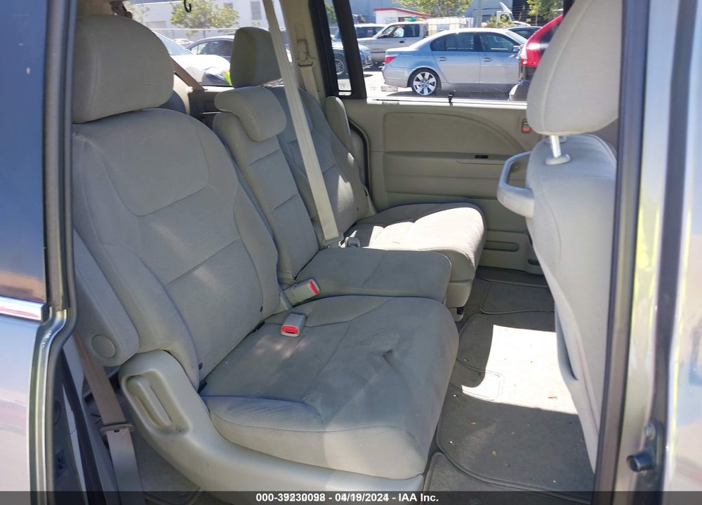 2008 HONDA ODYSSEY EX VIN: 5FNRL384X8B111725