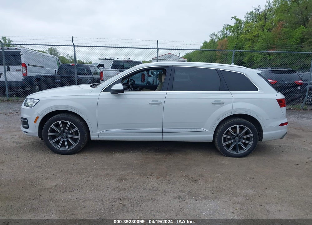 2017 AUDI Q7 3.0T PREMIUM VIN: WA1LAAF70HD029081