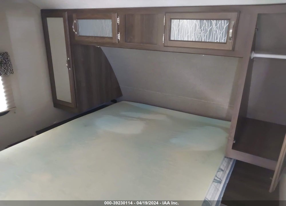 2018 KEYSTONE RV BULLET VIN: 4YDT25726JT438613