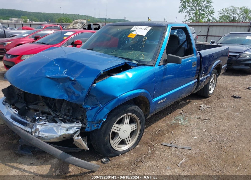 1998 CHEVROLET S-10 LS FLEETSIDE VIN: 1GCCS1445W8205754