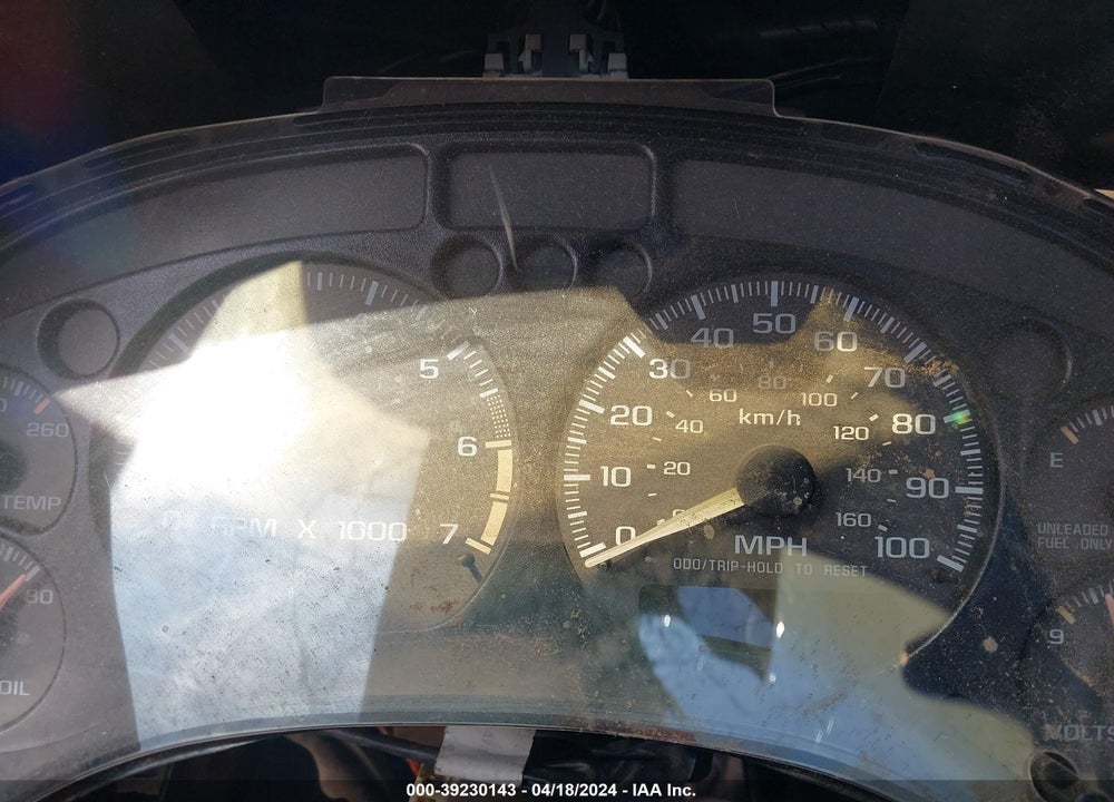 1998 CHEVROLET S-10 LS FLEETSIDE VIN: 1GCCS1445W8205754