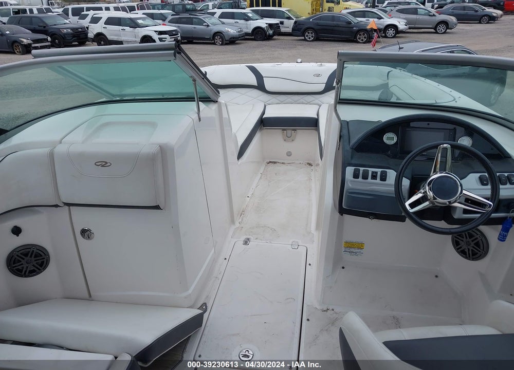 2018 REGAL BOAT VIN: RGMDC154J718