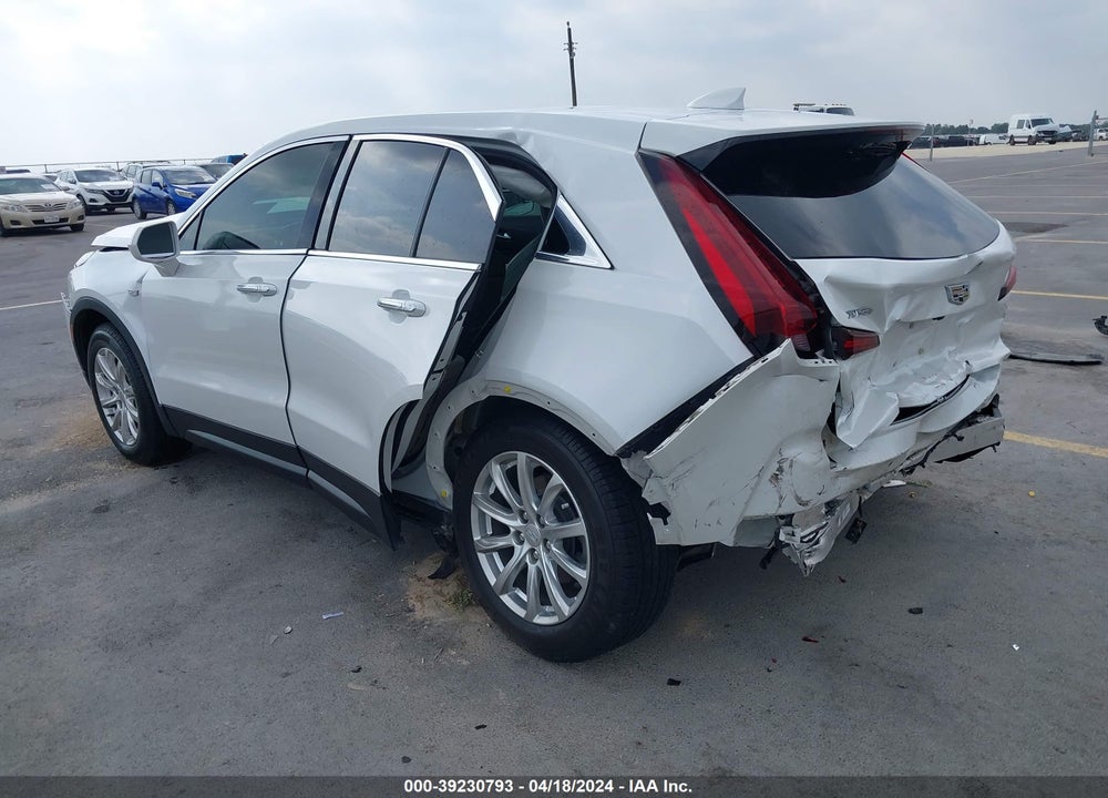 2020 CADILLAC XT4 VIN: 1GYAZAR44LF039188