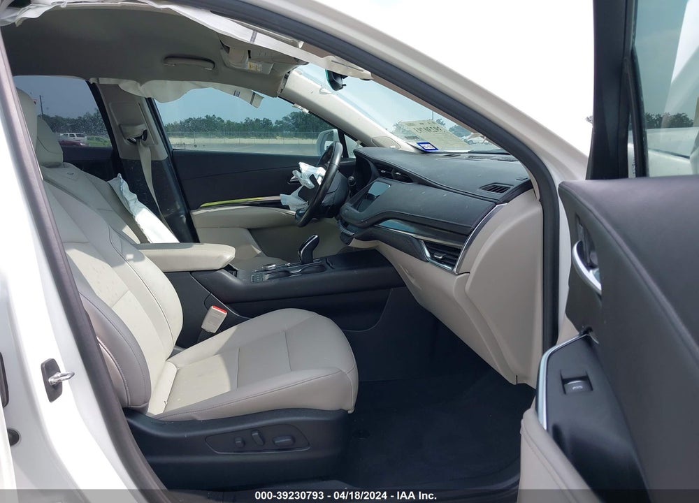 2020 CADILLAC XT4 VIN: 1GYAZAR44LF039188