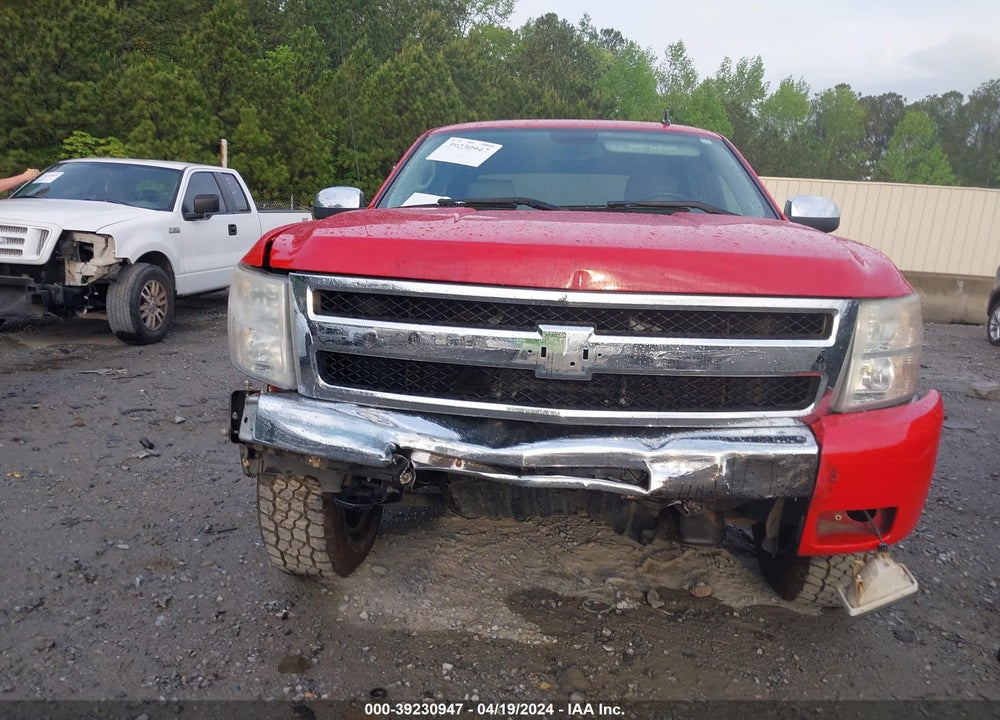 2011 CHEVROLET SILVERADO 1500 LT VIN: 3GCPKSE35BG265034