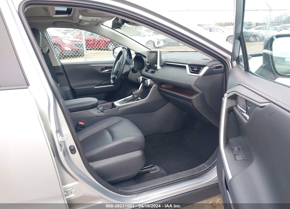 2019 TOYOTA RAV4 LIMITED VIN: 2T3N1RFVXKW061896