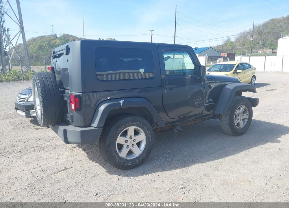 2010 JEEP WRANGLER SPORT VIN: 1J4AA2D14AL136173
