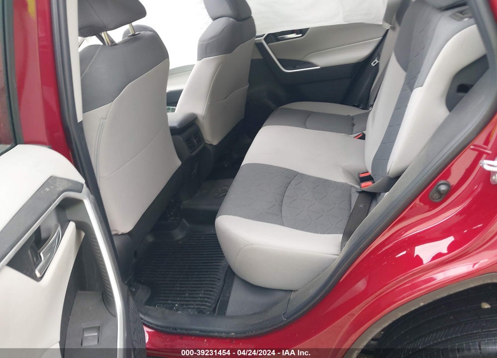 2022 TOYOTA RAV4 XLE VIN: 2T3W1RFV9NW218830